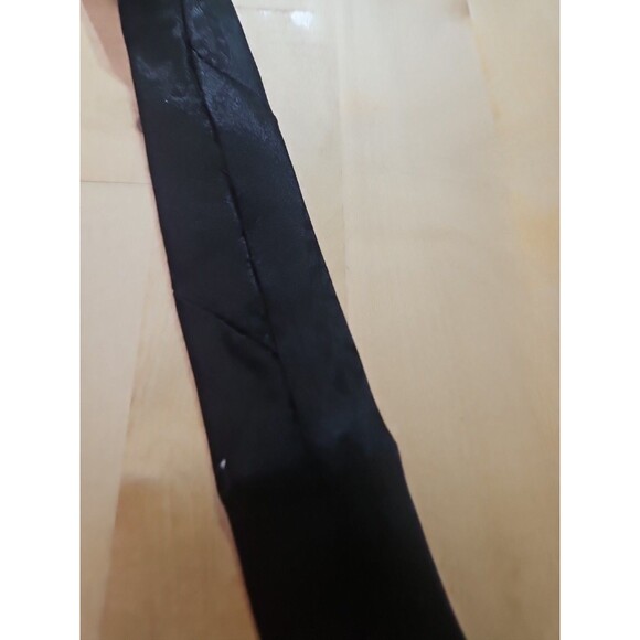 Christmas Hallmark Yule Tie Santa & The Zoo Silk Tie - Picture 8 of 15